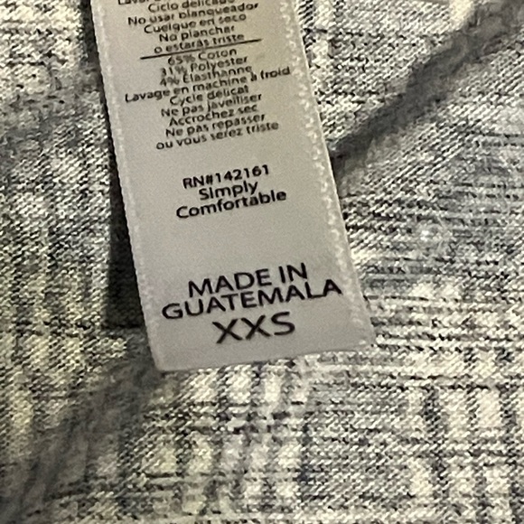 Lularoe Perfect T - Picture 2 of 2